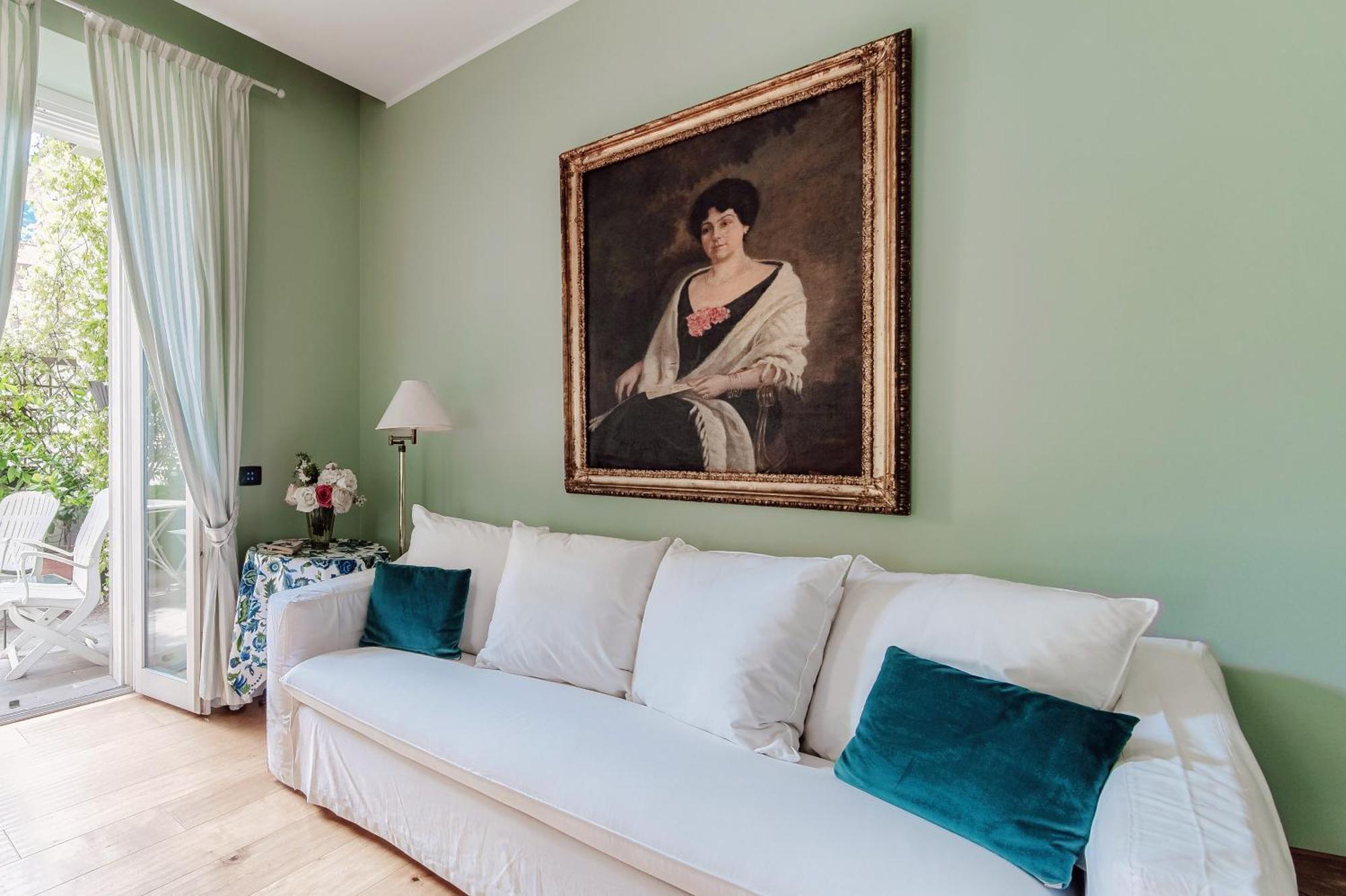 Green Home 65 - The House Of Travelers Комо Екстериор снимка